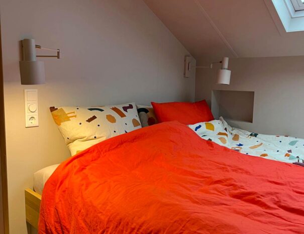 Bedden in accommodatie De Specht